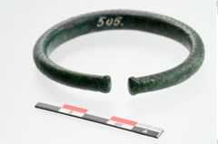 Foto von Bronzearmreif (NHMW-PRAE-024207)